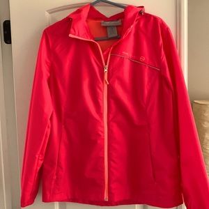 Wind breaker